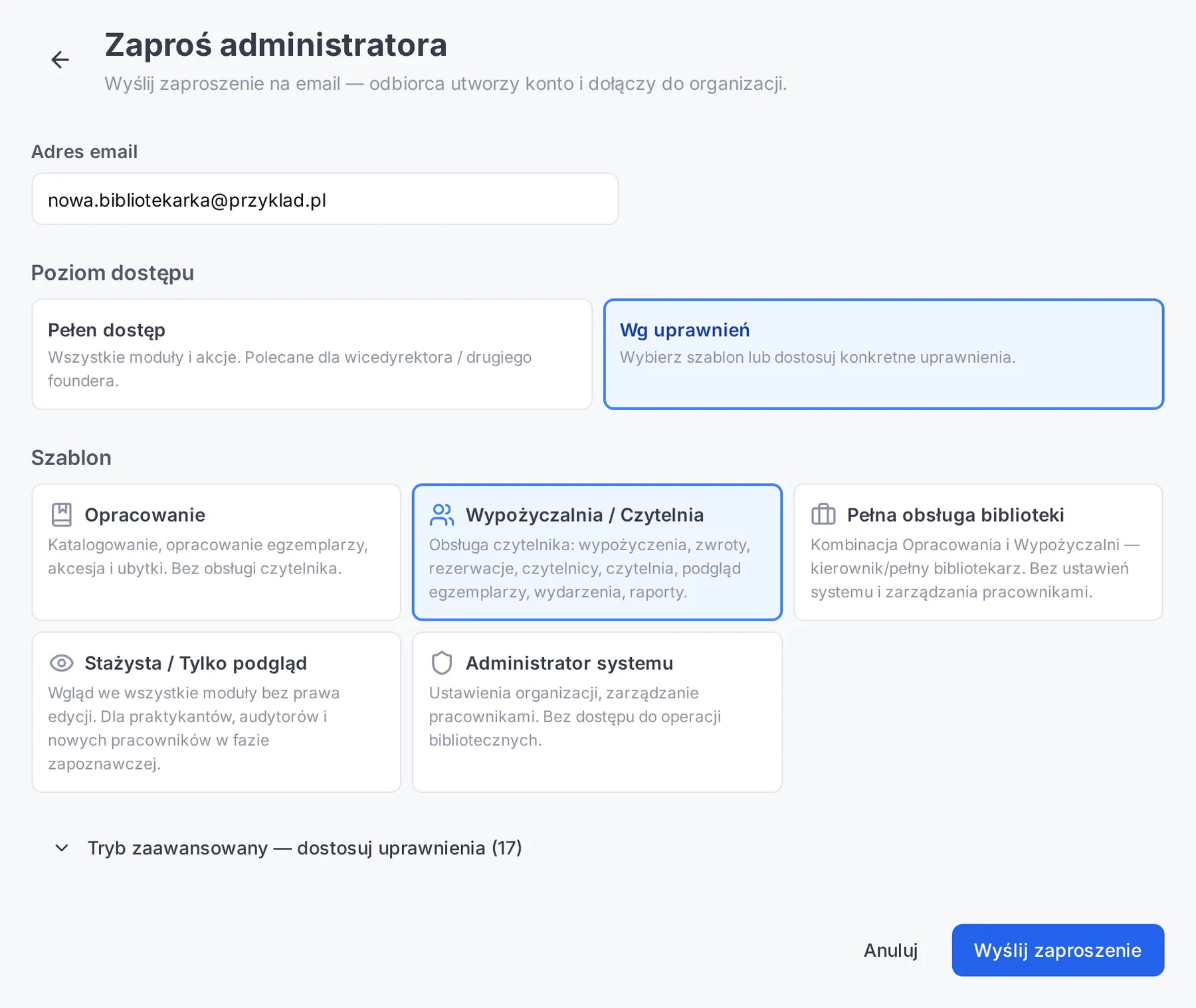 Strona Zaproś administratora z polem Adres email, wyborem poziomu dostępu i szablonami uprawnień